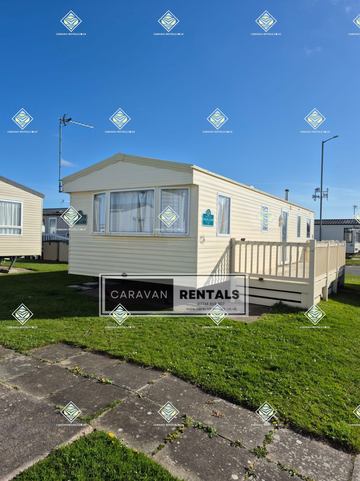 HG06 3 Bedroom, 8 Berth Pet Friendly Caravan with Decking at Lyons Robin Hood, North Wales